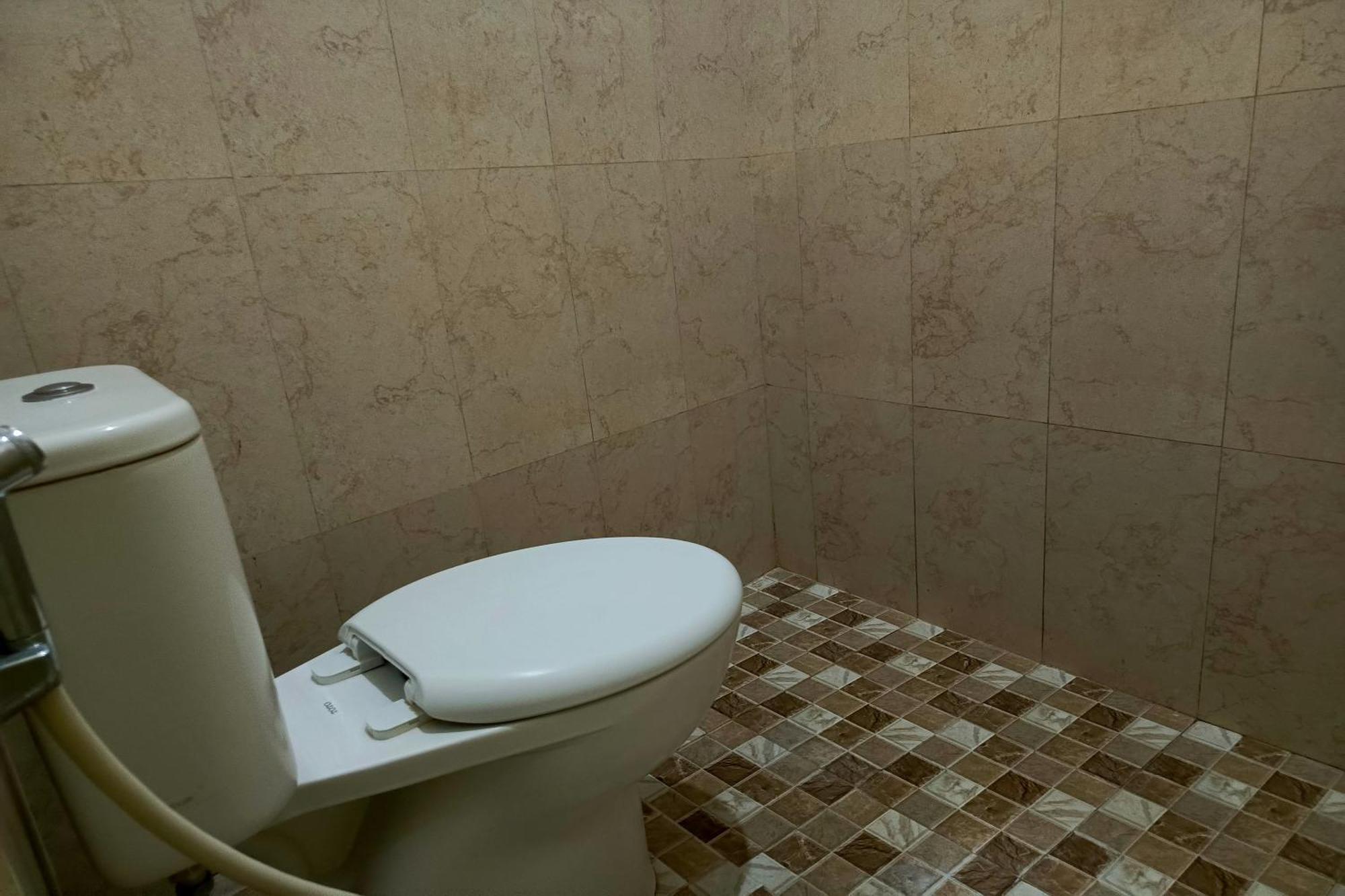 Adisa Homestay Маланг Екстериор снимка