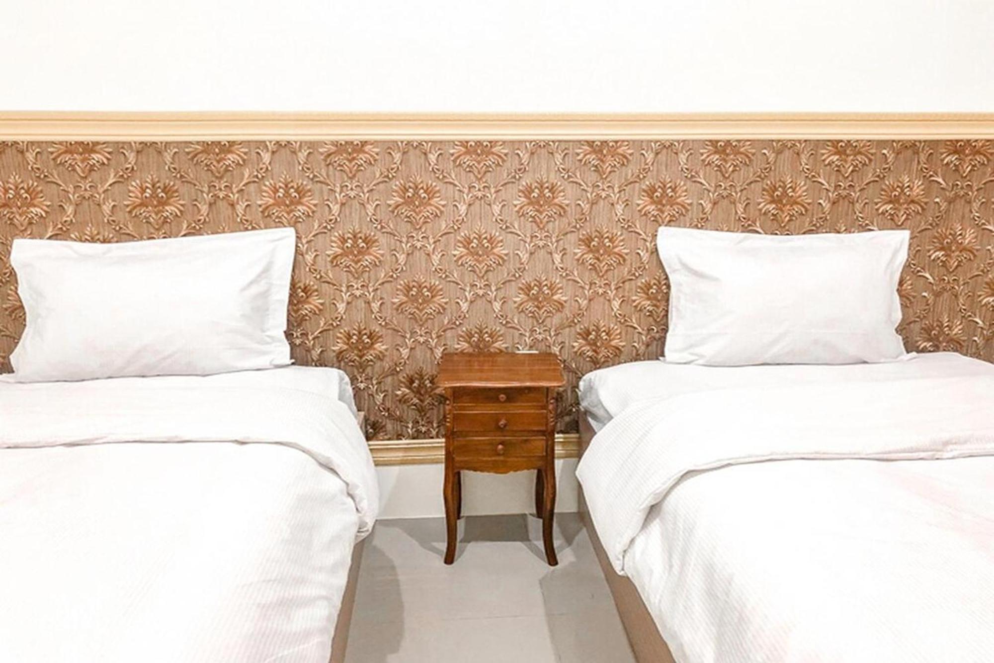 Adisa Homestay Маланг Екстериор снимка