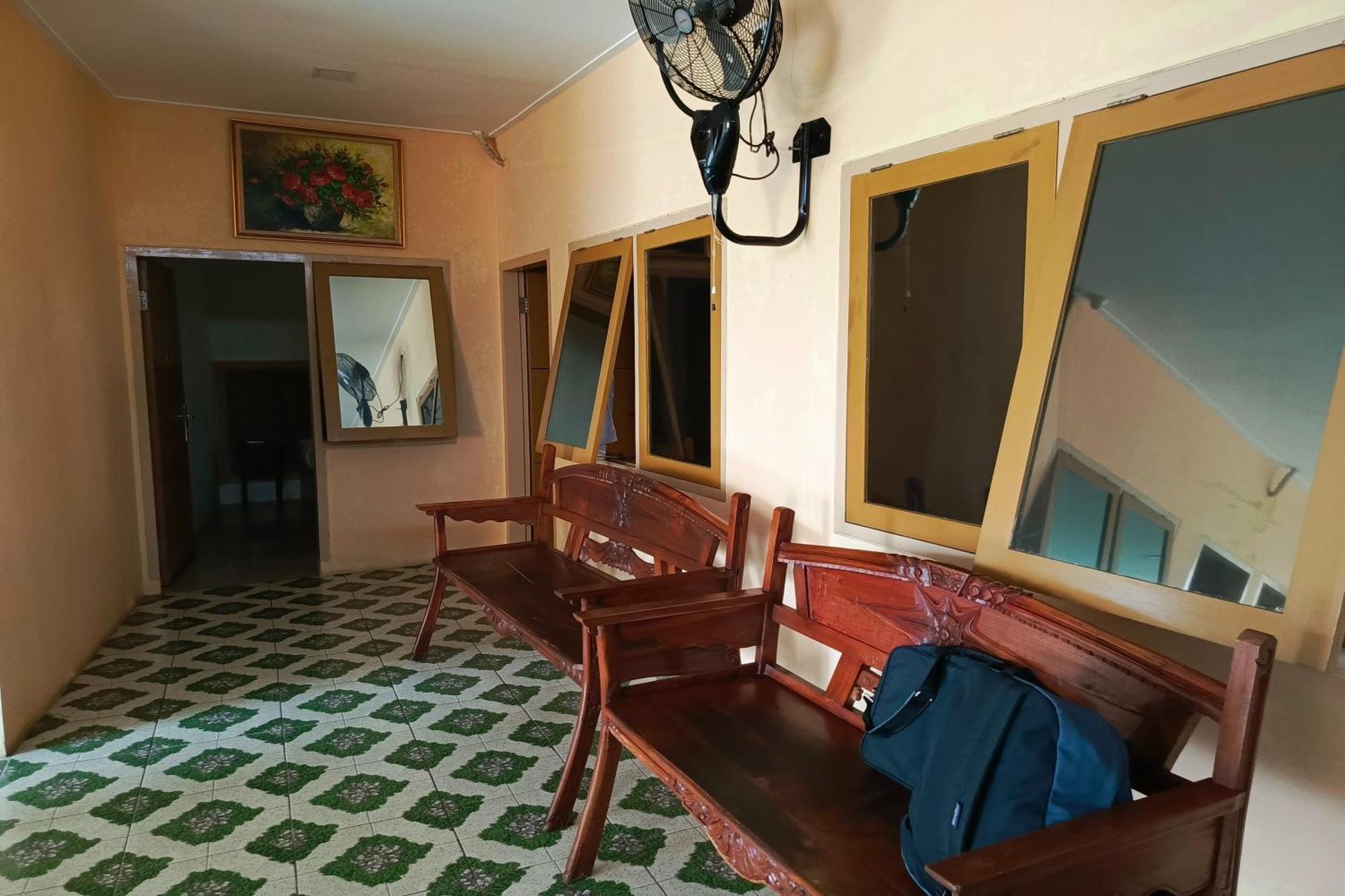 Adisa Homestay Маланг Екстериор снимка